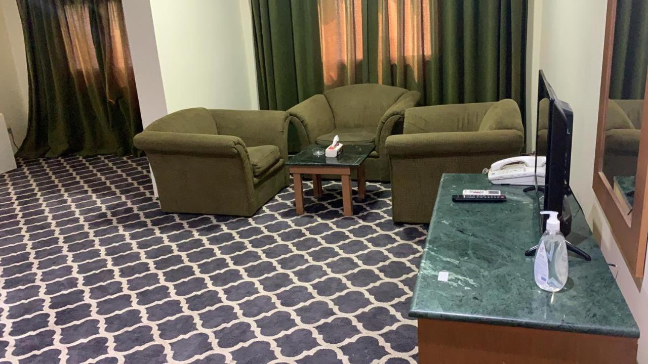 Al Aziziyah Hotel And Suites Khamis Mushait Εξωτερικό φωτογραφία
