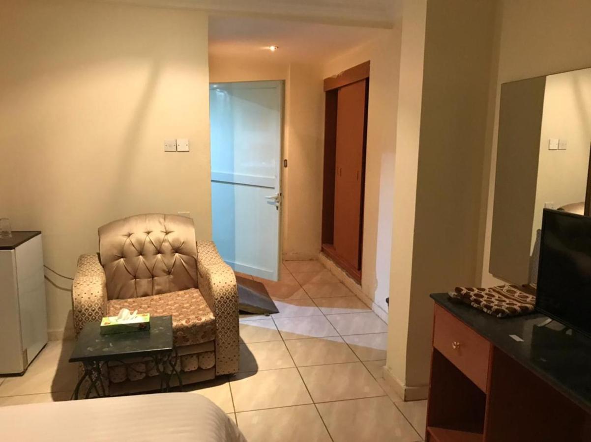 Al Aziziyah Hotel And Suites Khamis Mushait Εξωτερικό φωτογραφία
