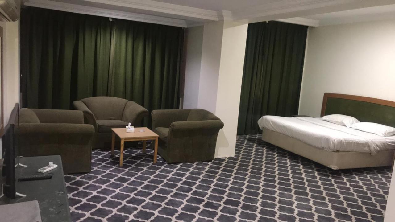 Al Aziziyah Hotel And Suites Khamis Mushait Εξωτερικό φωτογραφία