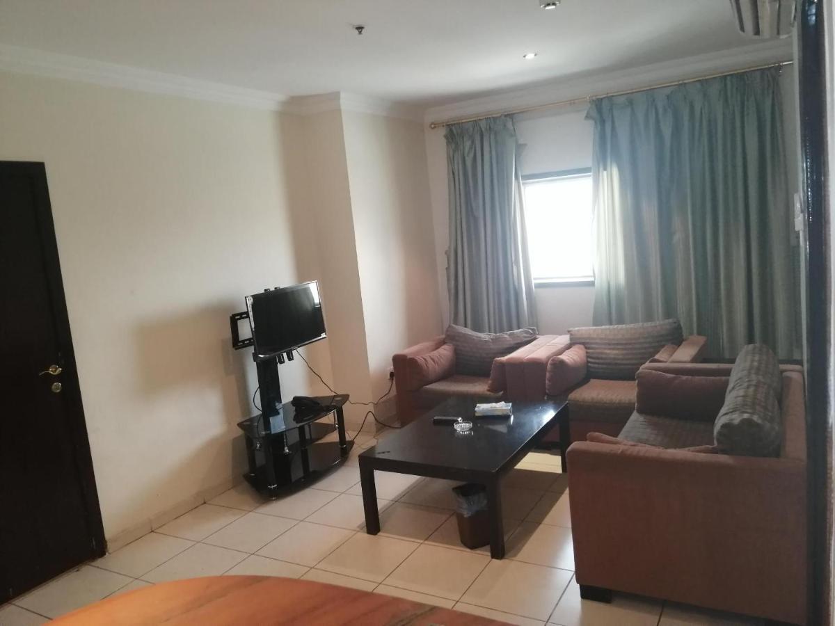 Al Aziziyah Hotel And Suites Khamis Mushait Εξωτερικό φωτογραφία